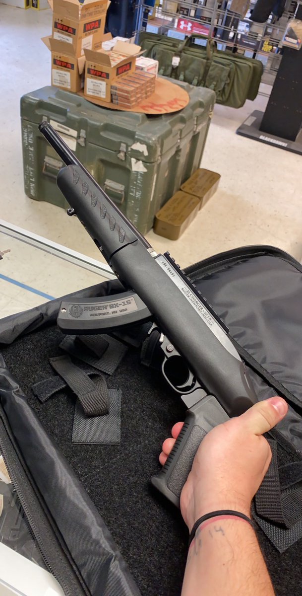 CommandTactica1's tweet image. Ruger 22 Charger takedown. Comes with carrying case and a threaded barrel