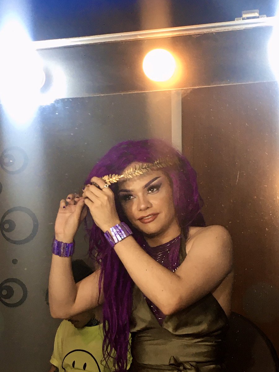 potyguarabardo's tweet photo. Hoje as 23h no @canalbis tem o programa Experimente com uma entrevista e um pocket show meu!! Minha primeira vez na globosat... Meus planos de ser o Domênico estão cada vez mais próximos! 🤤😈 https://t.co/pybzjFQite