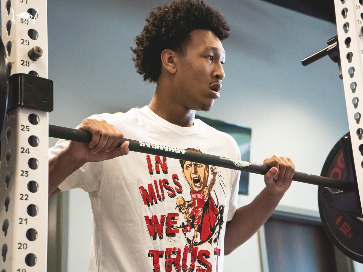 Retweet if you agree with this <a href="/Jay_MWilliams_/">Jaylin Williams</a> shirt

If you don't...log off