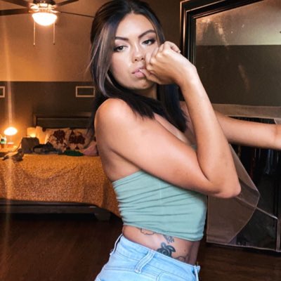 Sneyyyyy's tweet photo. #NewProfilePic https://t.co/lKmfg5g6dK