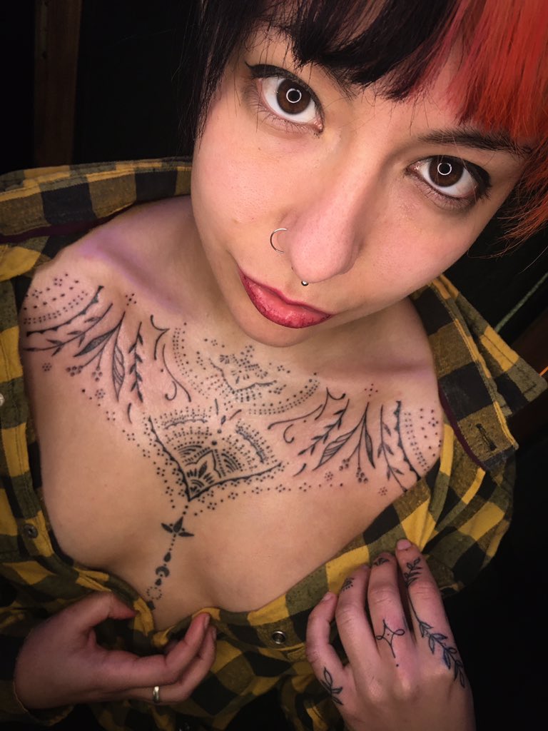 chuloMtzTATTOO's tweet photo. Gracias por volver! Continuamos el proyecto y sumamos arreglos @aylen_chena #pinchestudiodetatuajes #graciassiempre #tattoosliners #linertattoo #tattoosdelicadas #delicadotattoo #tattoolady #tattogirls #tattoosexis #mujerestatuadas #boobstattoo #bubis #coveruptattoo #arreglos https://t.co/7EEmqmJmL0