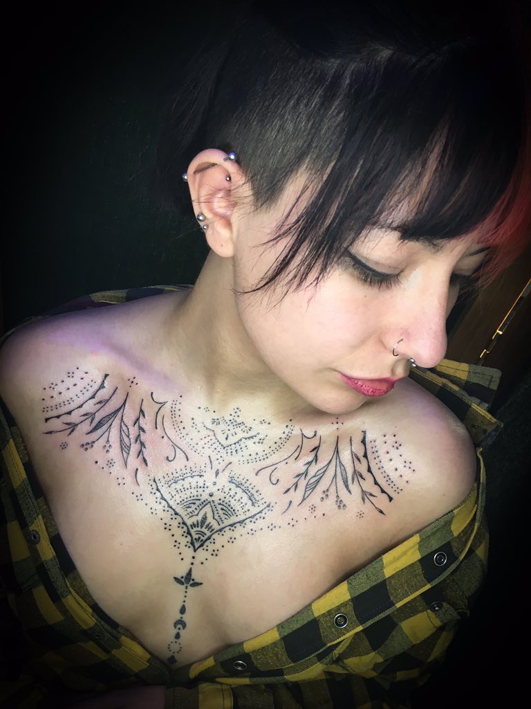 chuloMtzTATTOO's tweet photo. Gracias por volver! Continuamos el proyecto y sumamos arreglos @aylen_chena #pinchestudiodetatuajes #graciassiempre #tattoosliners #linertattoo #tattoosdelicadas #delicadotattoo #tattoolady #tattogirls #tattoosexis #mujerestatuadas #boobstattoo #bubis #coveruptattoo #arreglos https://t.co/7EEmqmJmL0