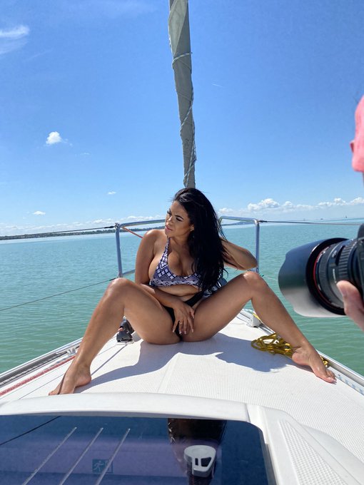 Backstage  🎀 Kesha Orteha &amp; Honey Demon 🎀 #only3xnetwork #oral #nsfw #pornstar #4Kporn #hdvideo #adult<a href="/tag/only3xnetwork"class="tags">#only3xnetwork</a><a href="/tag/beautiful"class="tags"><span>#beautiful</span></a><a href="/tag/porn"class="tags"><span>#porn</span></a><a href="/tag/babes"class="tags"><span>#babes</span></a><a href="/tag/ass"class="tags"><span>#ass</span></a><a href="/tag/pussy"class="tags"><span>#pussy</span></a><a href="/tag/oral"class="tags"><span>#oral</span></a><a href="/tag/adult"class="tags"><span>#adult</span></a>