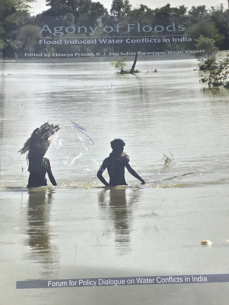 In October 2012 (in between I delivered my baby), the book “Agony Of Floods” was released in Patna, Bihar. That was the first time I travelled to Bihar. During the release, I heard so many interesting and knowledgeable speakers that I wanted to learn more about Bihar & floods.