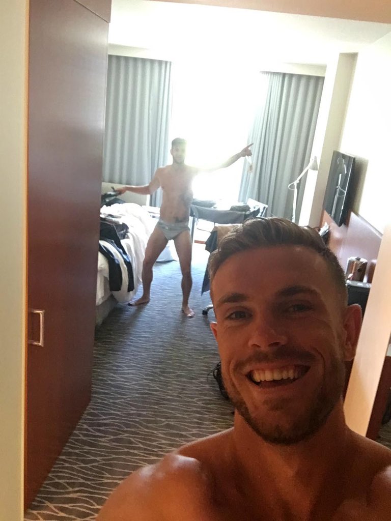 JHenderson's tweet photo. . @officialAL20 ❤️ https://t.co/6nZ3ejr1FH