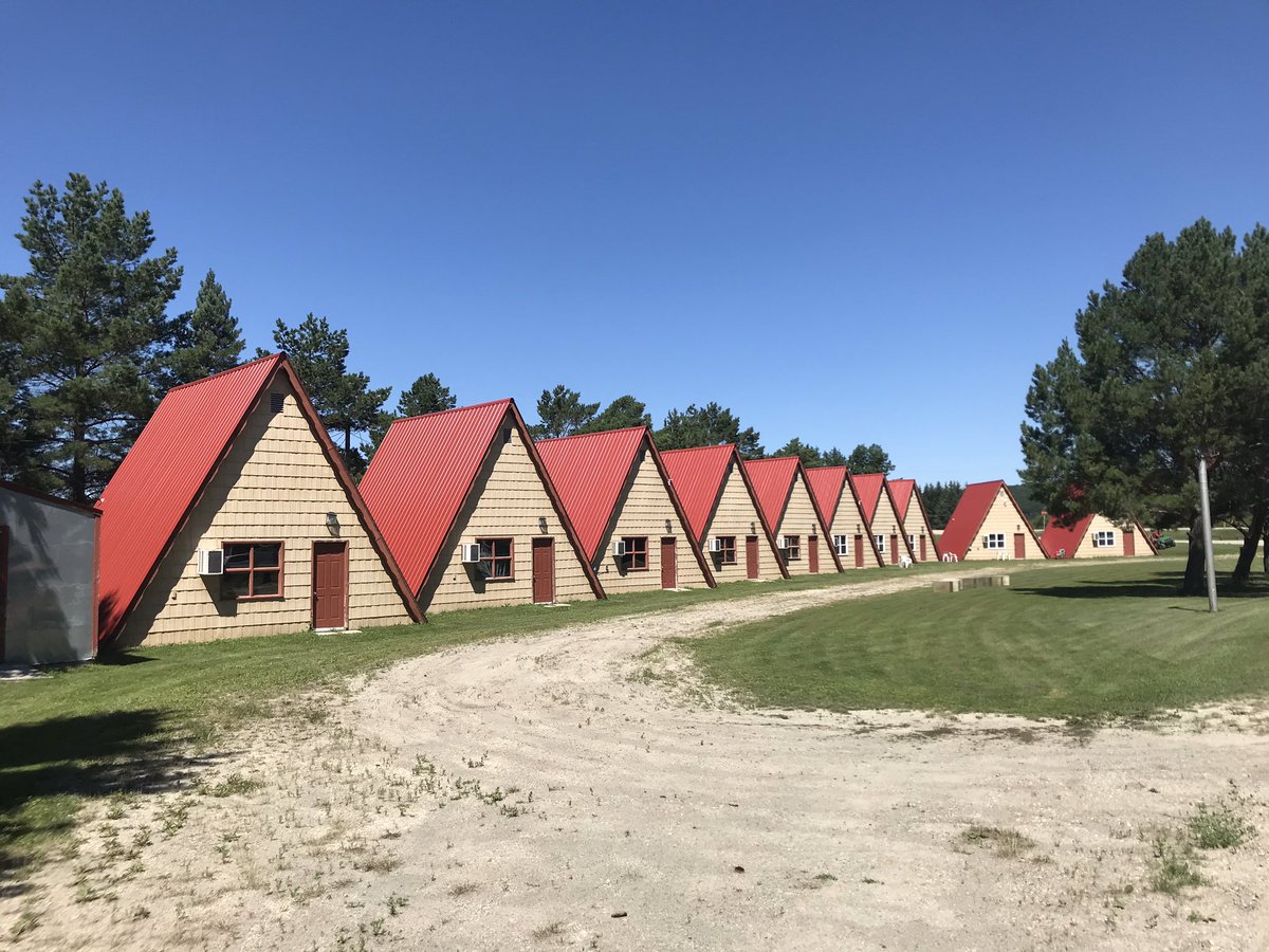 LouiseCarduner's tweet photo. Tuesday, July 28th! La Rivière, #Manitoba 🇨🇦

Have you been to Holiday Mountain? If so - show us with a GIF how your experience was 😁

@FarmLinkCanada #FLCropTour20 #MbAg #FLintheField #BootsonTheGround #grow20 #harvest20 #Manitoba #Canada https://t.co/2GUt8tME60