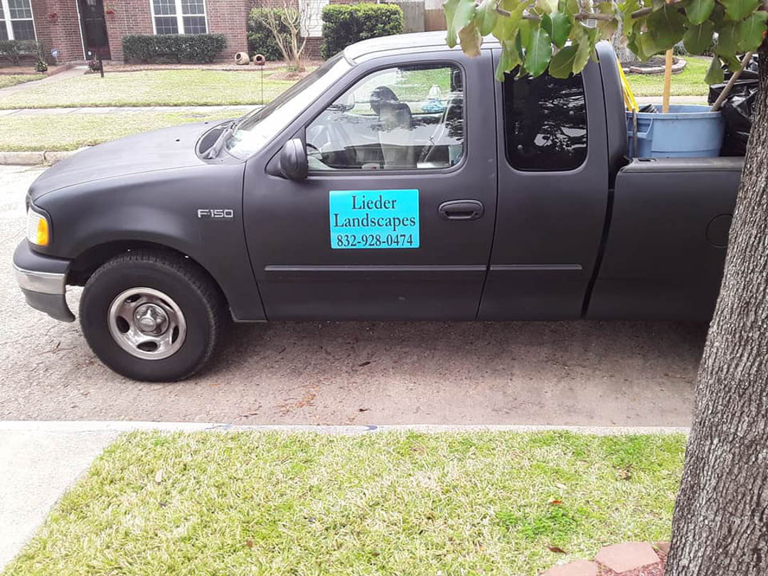 LiederLandscap1's tweet photo. Ensure your Landscaping needs are handled by the best and done right the first time. Give Lieder Landscapes a call today at (832) 637-6874 for more information! #Landscaping https://t.co/8oggMqH9xO https://t.co/j9ImK2PYgI
