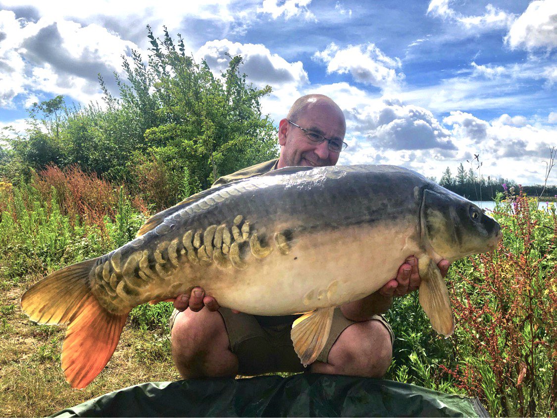 Another cracker from THE SANCTUARY again hand picked by myself down at the VS FISH FARM and stocked by the team at VS Fisheries at just over 20lb January 2019 out a couple of days ago at 28lb 8oz . #Carp #carpfishing #carpy #fish #fishing #carporn #essex #essexcarpsyndicates