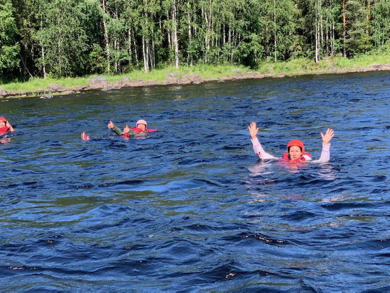 Täytyy myöntää, että itsekin harkitsin risteilyä Tallinaan tai Riikaan ihan vaan matkakuumeen taltuttamiseksi, mutta päädyimme kuitenkin kotimaanmatkailuun, joka osoitti, että Suomessa on uskomattoman hienoja paikkoja 😍. Muistetaan kuitenkin tämä ei ole vielä ohi! #Koronakesä