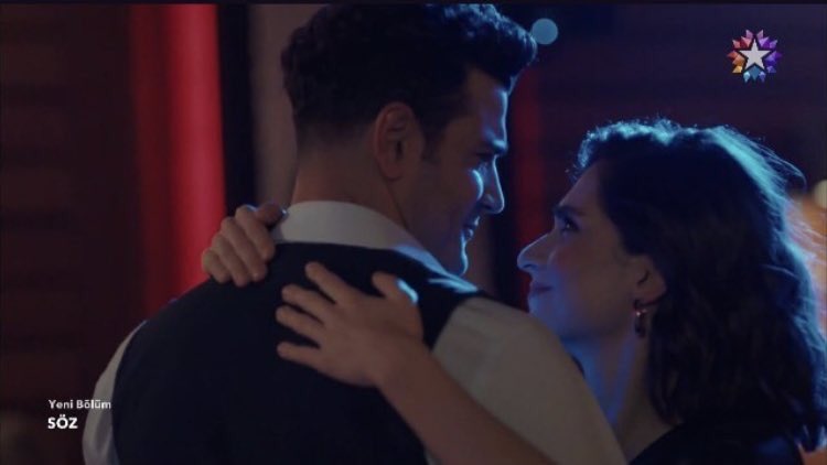 eyfetreplik_'s tweet photo. Bu günlere geri dönüyoruz diyebilir miyiz???? Bence diyebiliriz🙊🥳🥰

#söz #eyfet
#buraksevinç #meriçaral https://t.co/J8DcCXhkAw