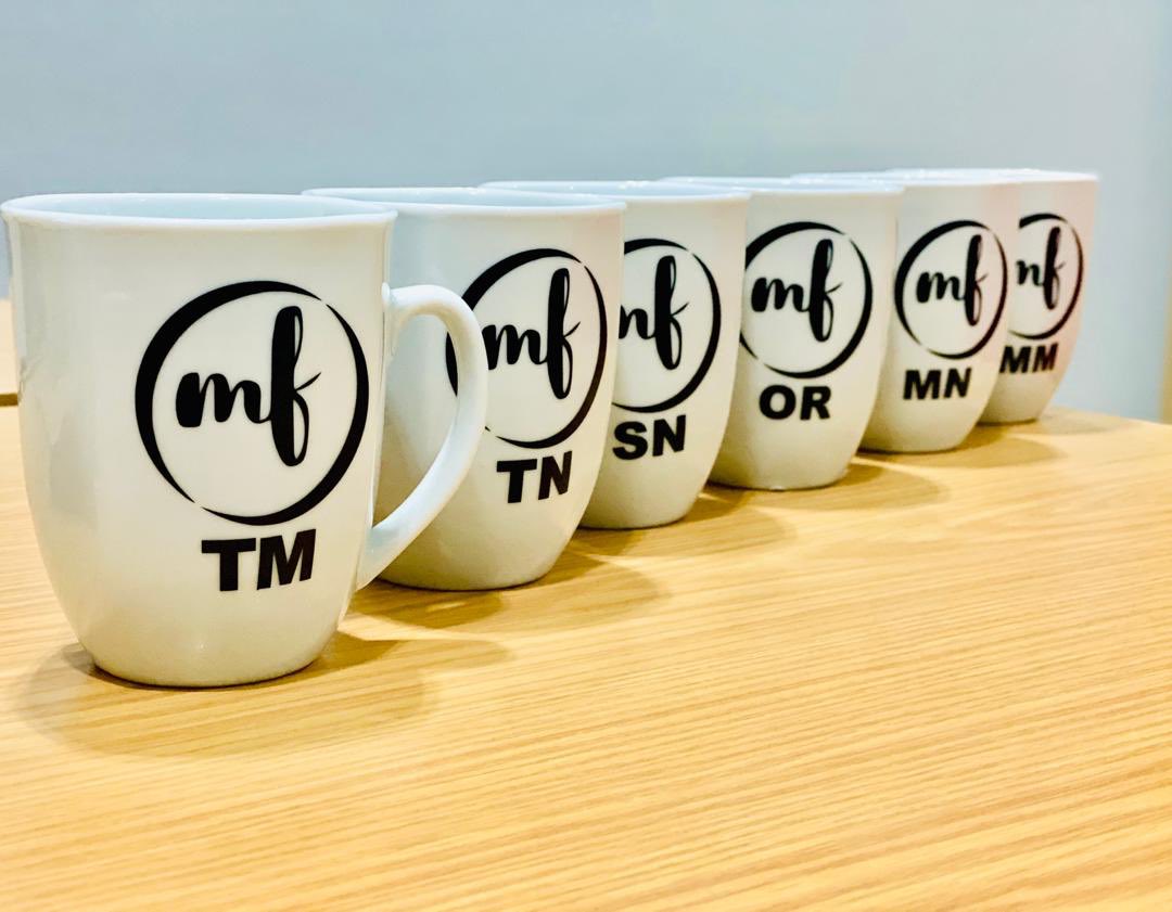 mummie_florence's tweet photo. Hi Twitter 🤩
This is my hustle, I brand wine &amp; gin glasses, mugs &amp; gift bags 😍 I also print T-shirts,caps &amp; hoodies etc..

Call/WhatsApp +267 72797747 

Please RT my next customer might be on your TL. Thank you 🙏🏾 
#giftideas #SupportLocalBusinesses https://t.co/AGSIi4wfgl