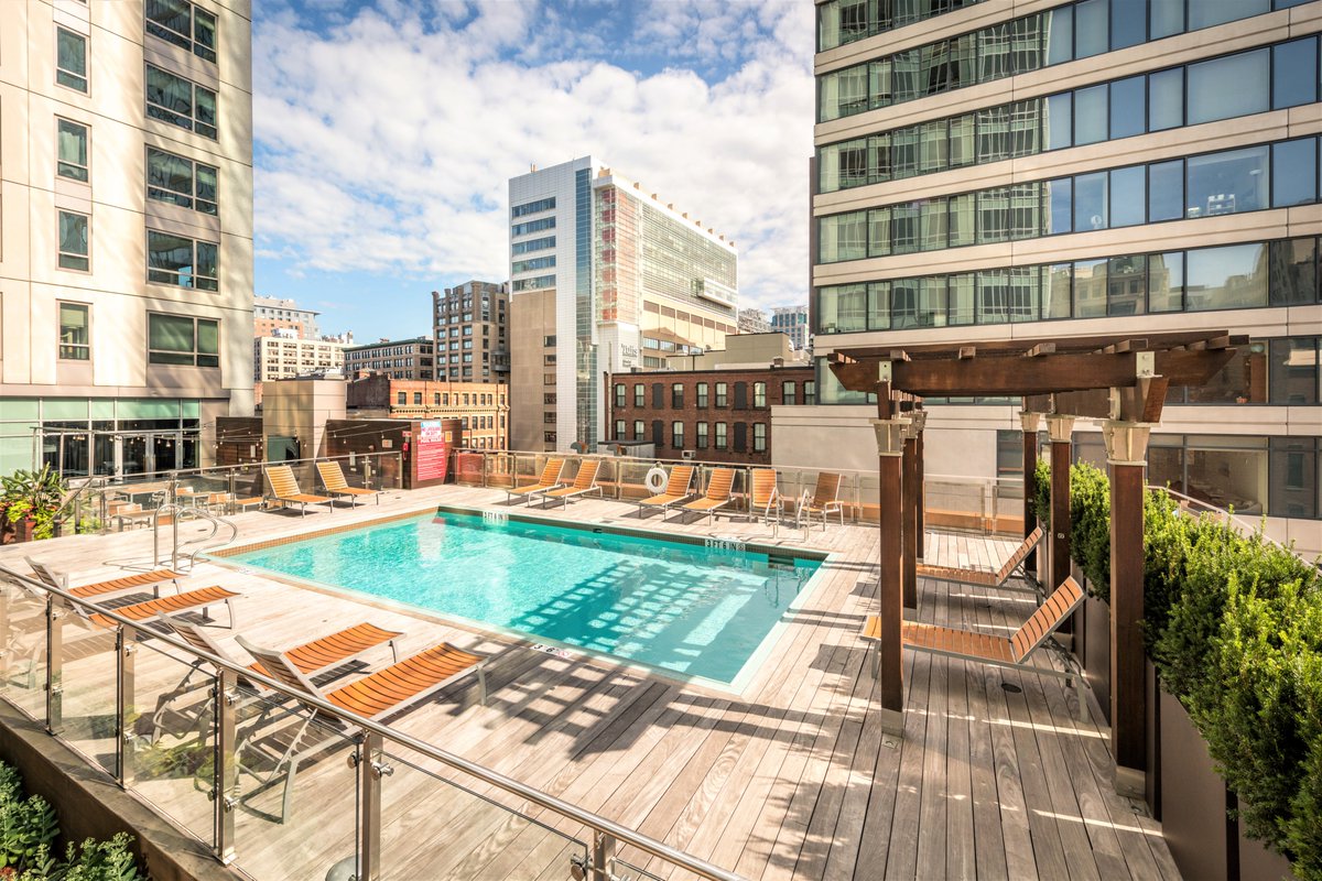 The Kensington Apartments are just steps away from Tufts University and Medical Center! (ask about our partnership with Tufts when scheduling your tour!)