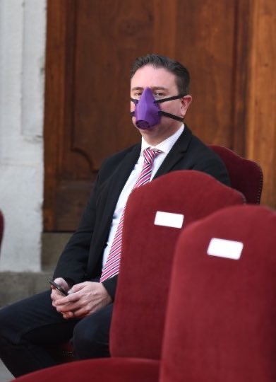 christianpino's tweet photo. GRACIAS por los comentarios sobre la mascarilla que utilicé hoy.
Es una innovación de investigadores Chilenos 🇨🇱 , premiados por CORFO y con una excelente recepción en el extranjero por ser una de las más seguras.
Aquí comparto una nota que realizó diario La Segunda en Mayo 2020 https://t.co/tqpiOzNw8f
