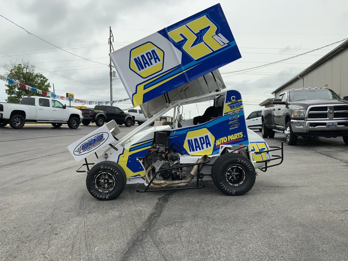 Been a little behind on getting some of the cars we have lettered the last couple months posted on here. Here is a micro we wrapped for Nathan Brookshier.