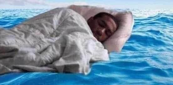 Egyptianmemees's tweet photo. لما اجي من بحر وستحما ونام https://t.co/WM25jwoAeZ