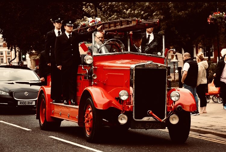 ScarlettWebste5's tweet photo. The perfect send off to honour his service to Grantham, love for his family and his passion for the Fire Service. I’ve never felt so proud of my Dad and our Fire Family. Eternally grateful to @LincsFireRescue @granthamfire 🙏🏼 #standdown https://t.co/djGEdLwCaE