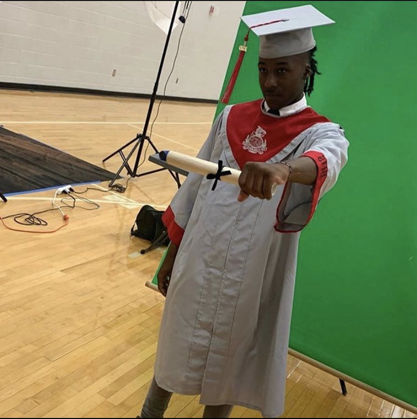 jppearl08's tweet photo. So this one is very hard for me!!!! I’m still in disbelief. We were just celebrating your graduation. Your smile &amp; heart was big! I am confident that you knew I believed in you, loved you, and supported you. I’m so going to miss you‼️#GoneWayToSoon #LongLiveDayDay https://t.co/iFpztEpDl7