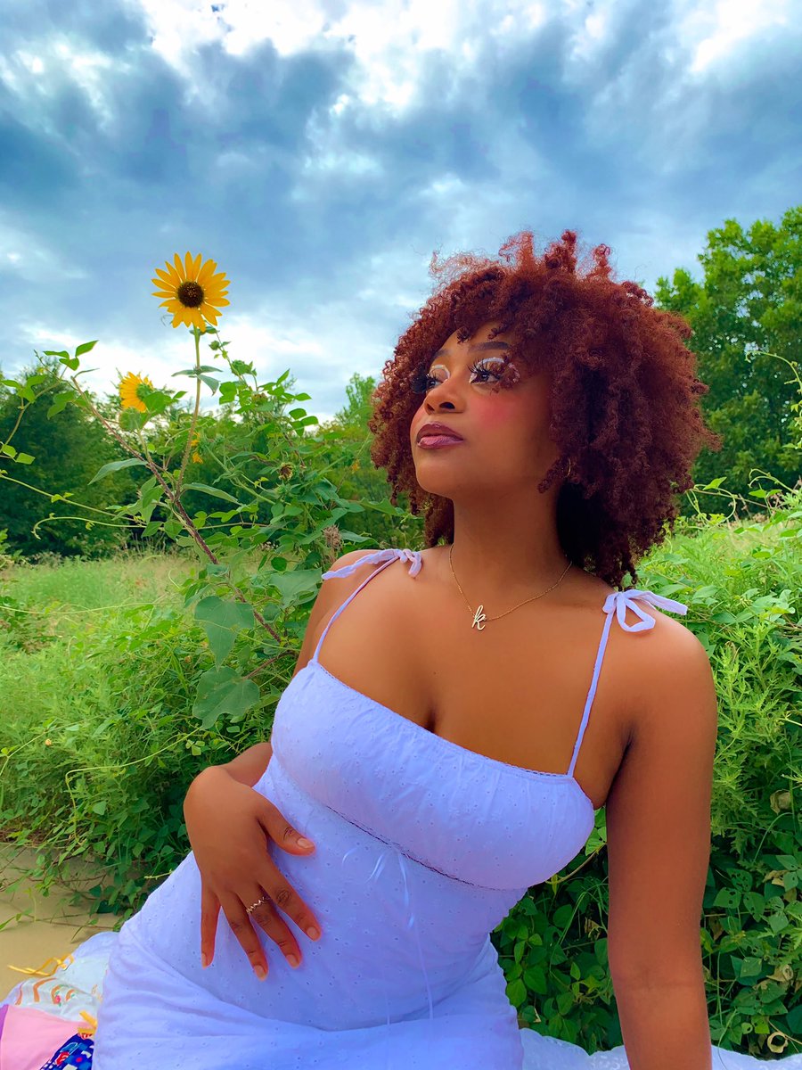 _tristin___'s tweet photo. sunflower, vol.6 https://t.co/ZUIm5gZl8N