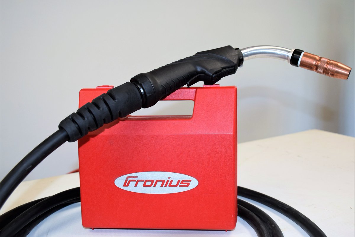 WeldPlus's tweet photo. New @weldfroniususa TransSteel 220 multiprocess welder set up for Mig, Tig &amp; Stick! In stock and ready to ship! #Welding #Fronius https://t.co/0I8YK6Hf7x