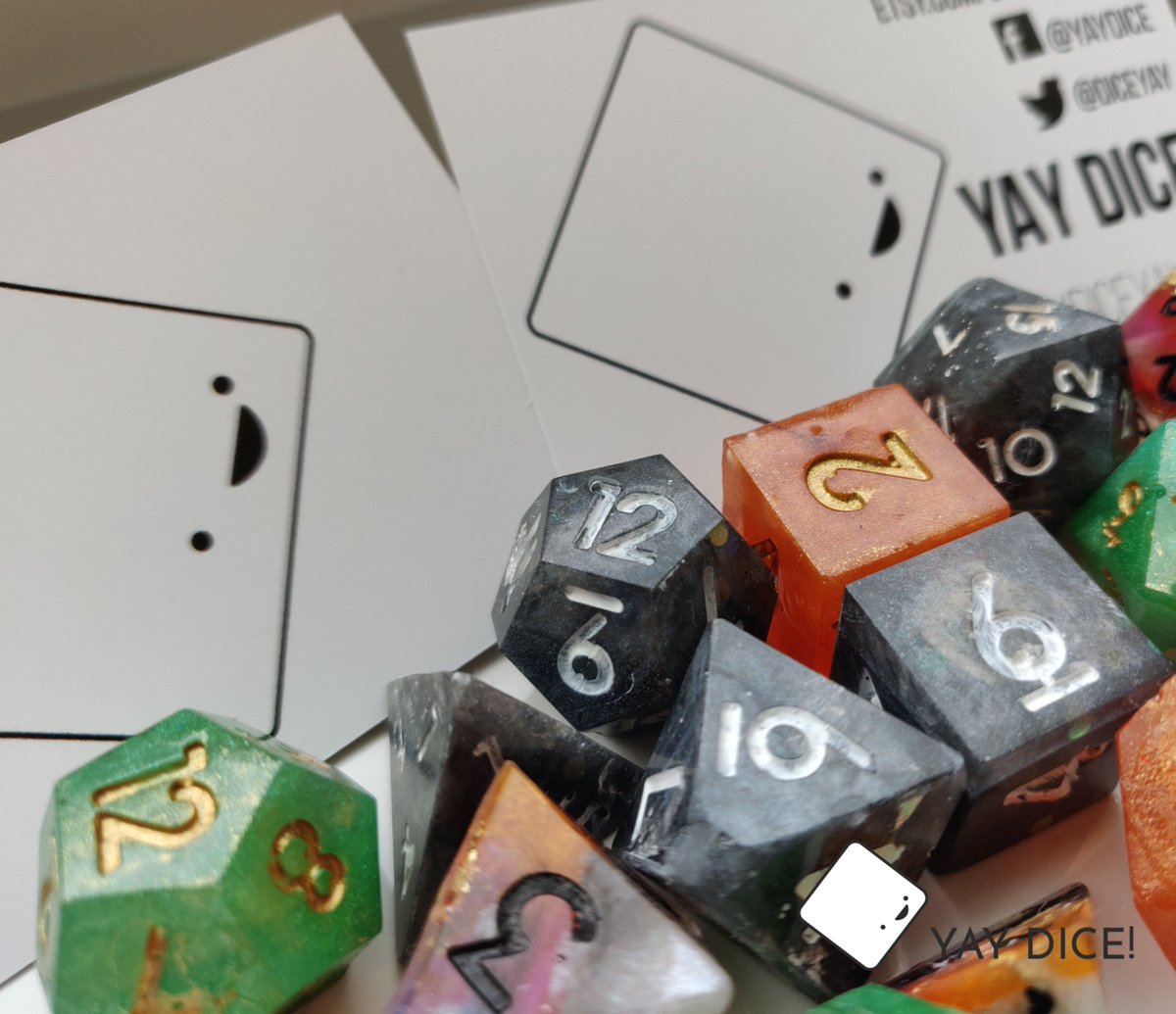 Very happy with how these test #dice designs have been coming out - and look, new business cards!!! 👀🎲🌈✨🦄 

#YayDice #NayDiceYayDice