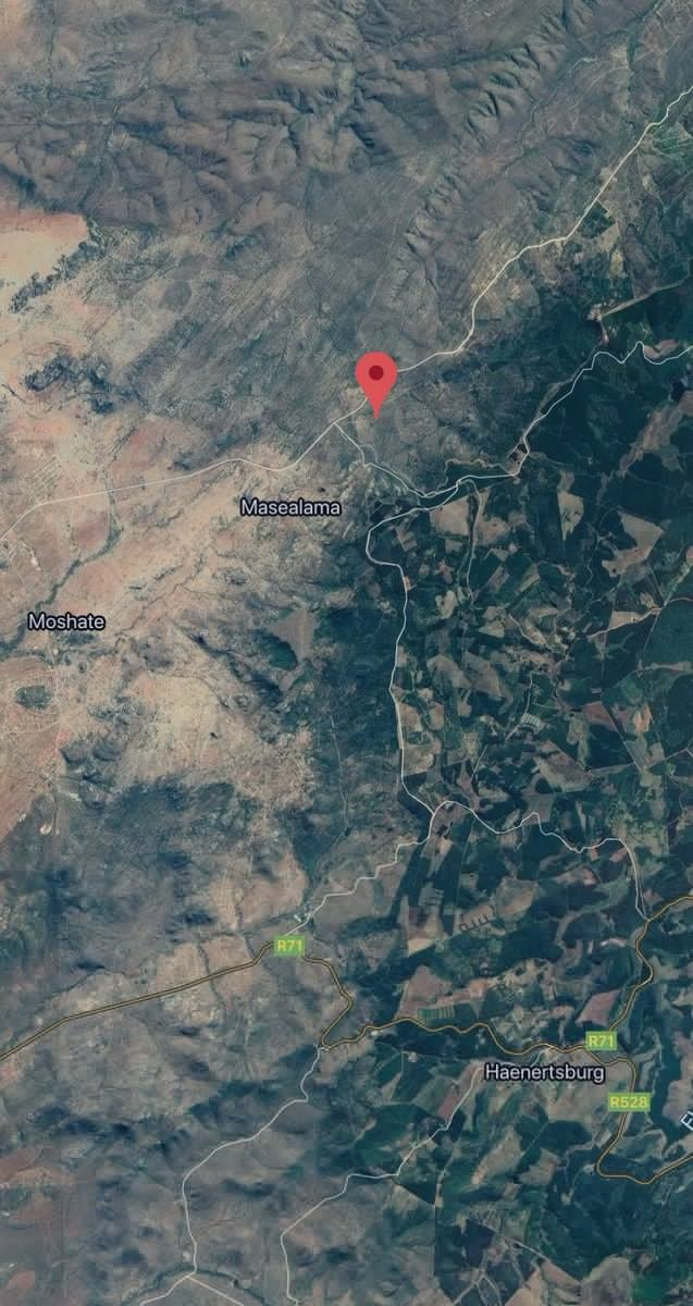 plaaswag_SA's tweet photo. #FarmAttack 26/7/2020: Houtbosdorp, Haenertsburg, Limpopo. Elderly couple was attacked by a group of armed suspects. Female victim was hit in the face with a pistol. Suspects then proceeded to one of the workers’ houses. Worker was tied up. Cash and phones stolen. https://t.co/mB7s2krMyq