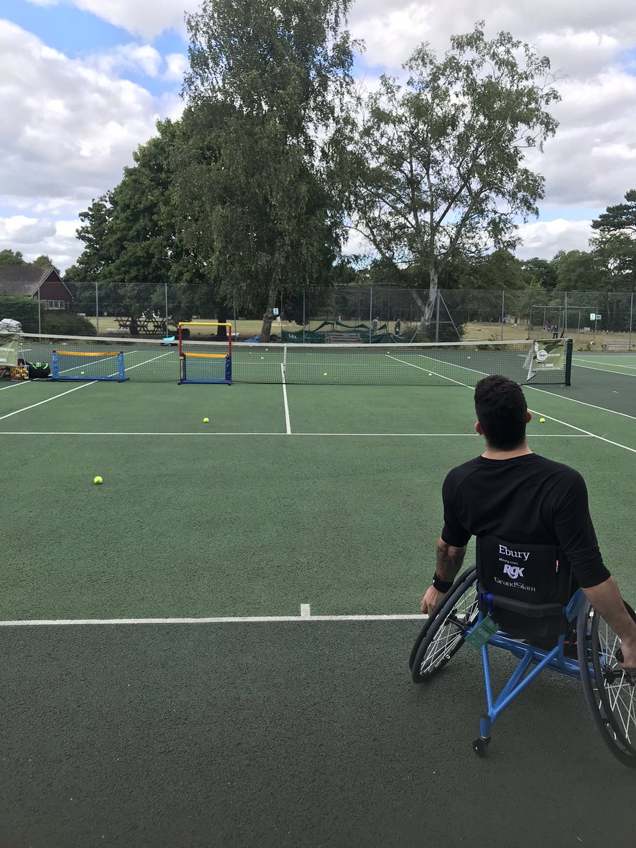 mark___bullock's tweet photo. Good evening #AXSChat from London after a day of #Inclusivesport including coaching #wheelchairtennis & non disabled tennis at @sheentennis ...#Inclusivesport #PlayYourWay #MostActiveCity #TennisFactory https://t.co/CGF0cUFaf5