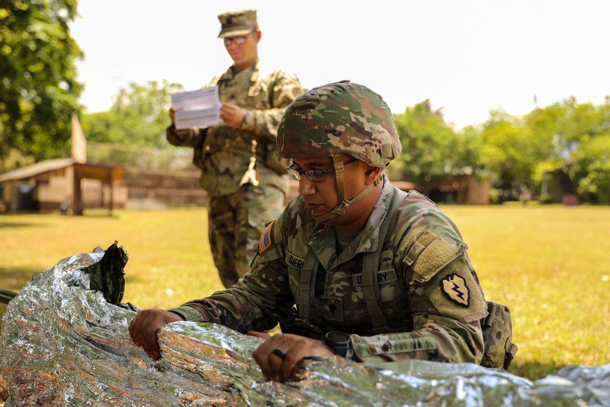 25thID's tweet image. It’s #TrainingTuesday and we are highlighting the Soldiers of 25th Sustainment Brigade as they conduct #EFMB training.

Way to get after it #LightningSupport!

#Readiness #TropicLightning #StrikeHard #AmericasPacificDivision