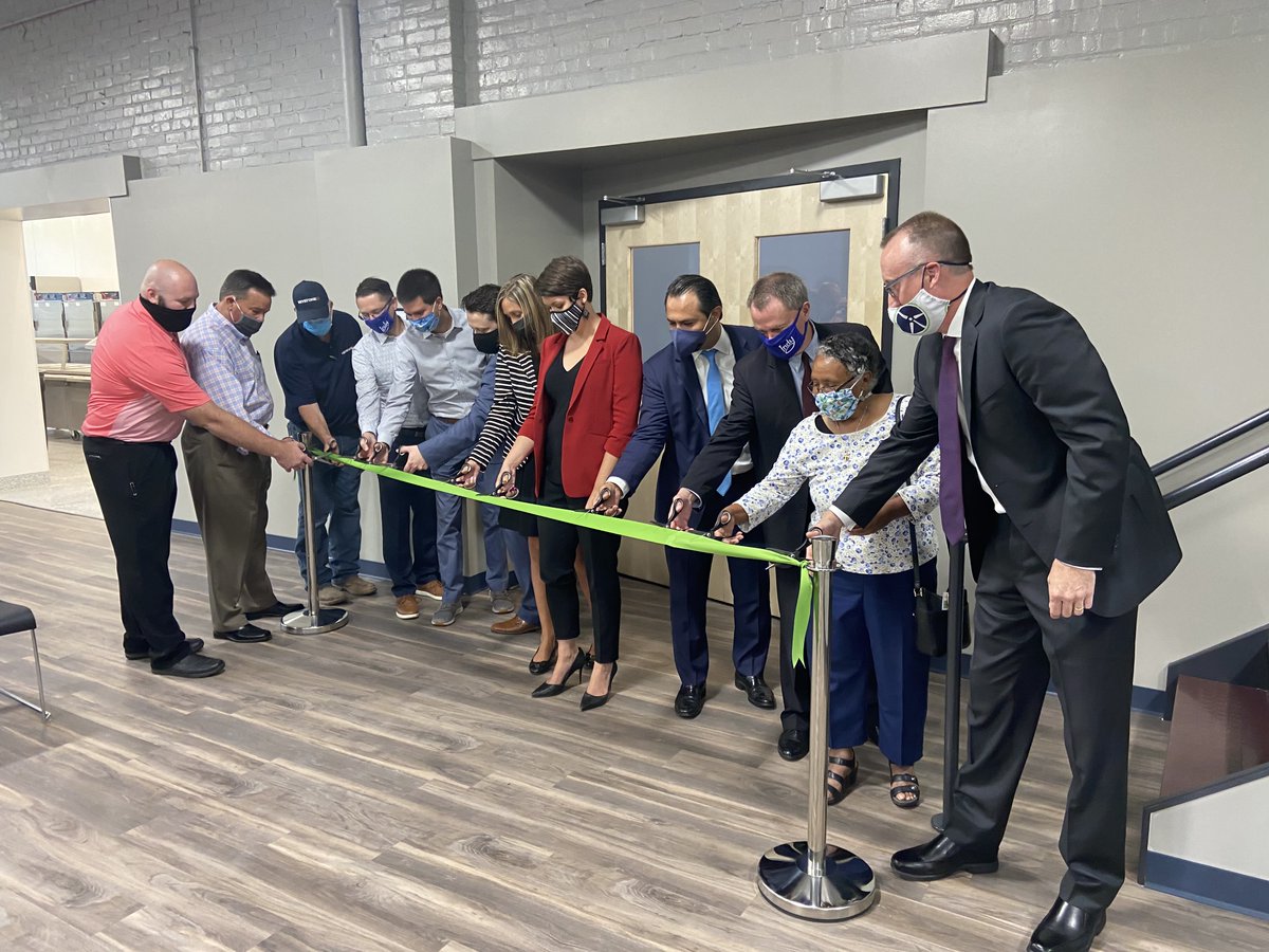 Paramount School tweet media