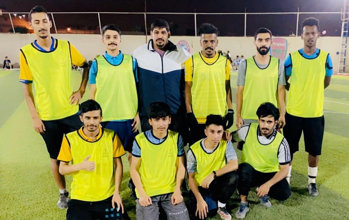 aljwasem1's tweet photo. تهنئ إدارة فريق الجواسم فريق الأحلام لتحقيقهم بطولة ملعب الجولة الأولى

تهنئة خاصة لقائد الفريق : محمد جابر واللاعبان حمد سلامة وعبدالمجيد محمد حصولهم على اللقب

@al_dakhani
@mjed_alsail
@hamadaldhaferi https://t.co/AxQtzw1GNU