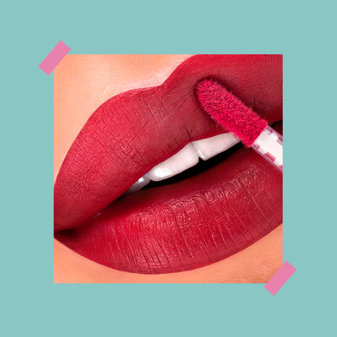 Si lo tuyo son los rojizos y granates para los labios 💋 atrévete con el tono Burgundy de nuestros labiales líquidos.
<a href="/inbeautyveritas/">In Beauty Veritas</a> nos enseña cómo queda ¡No nos puede gustar más este tono! 😍

#corazona #liquidlipstick