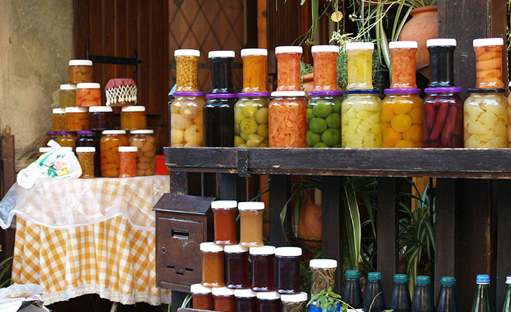 cyprus_food's tweet photo. #SPOONSWEETS , the traditional treat to guests
#CYPRUS These #SUMMERHOLIDAYS #CyprusFoodMuseum
Discover old and contemporary Cyprus through ITS #streetfood vendors. Rich in photos .Where and what to eat.
The PERFECT coffee table book, #foodguide. Bilingual INFO:top of the page https://t.co/rRvikSkkvz