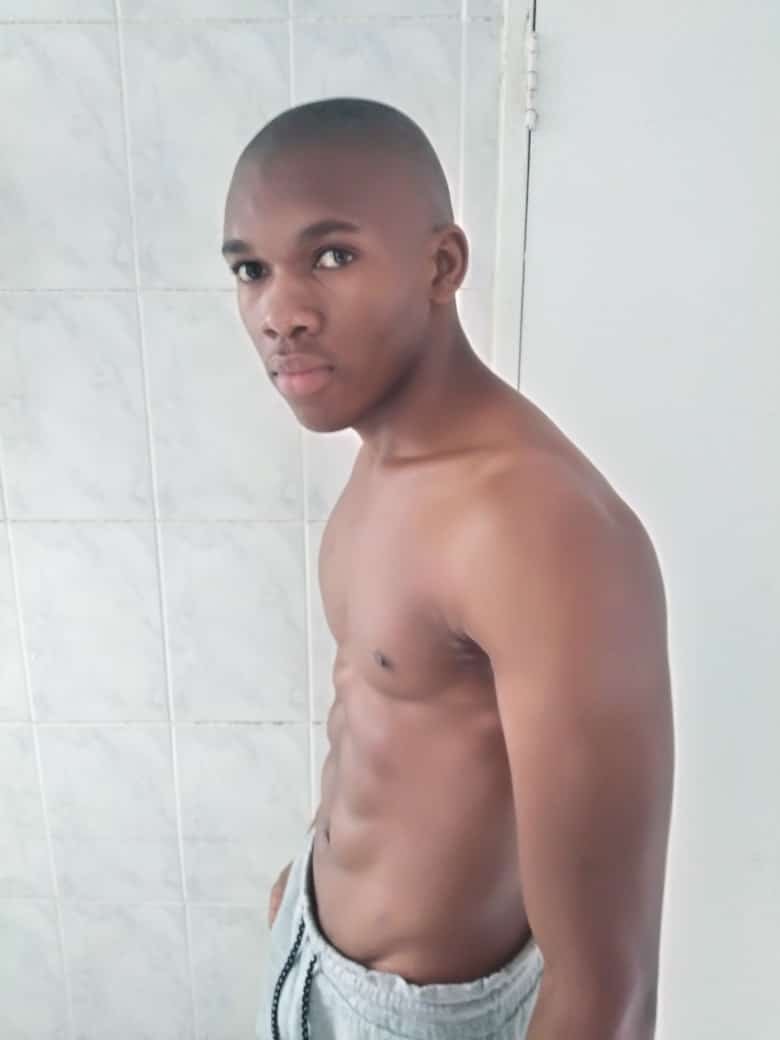 #ASKMEHOW? I can help with weight loss, get a snatched tummy (six packs, get rid of alarming visceral fat /mokhaba /dipetjetje ), gain weight, (build a muscle, getting toned up), vitality (energy), glowing/ravishing skin. #askmehow? #FITPRENEURSHIPJOURNEY