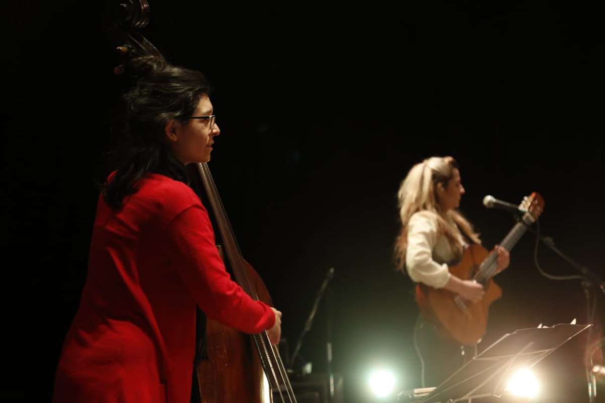 CulturaRosario's tweet photo. ¡En #EscenarioLocal seguimos grabando artistas de nuestra ciudad!💪
#Ahora es el turno de Dani Lésté👌🎼 https://t.co/iygq2k4UR5
