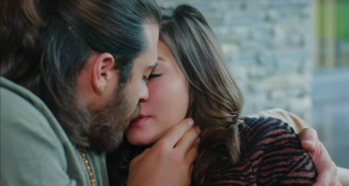 CanSanem_EK's tweet photo. 💏😍
#EKDivinity28Jul
#DemetÖzdemir
#CanYaman https://t.co/cI1hw3fuKO