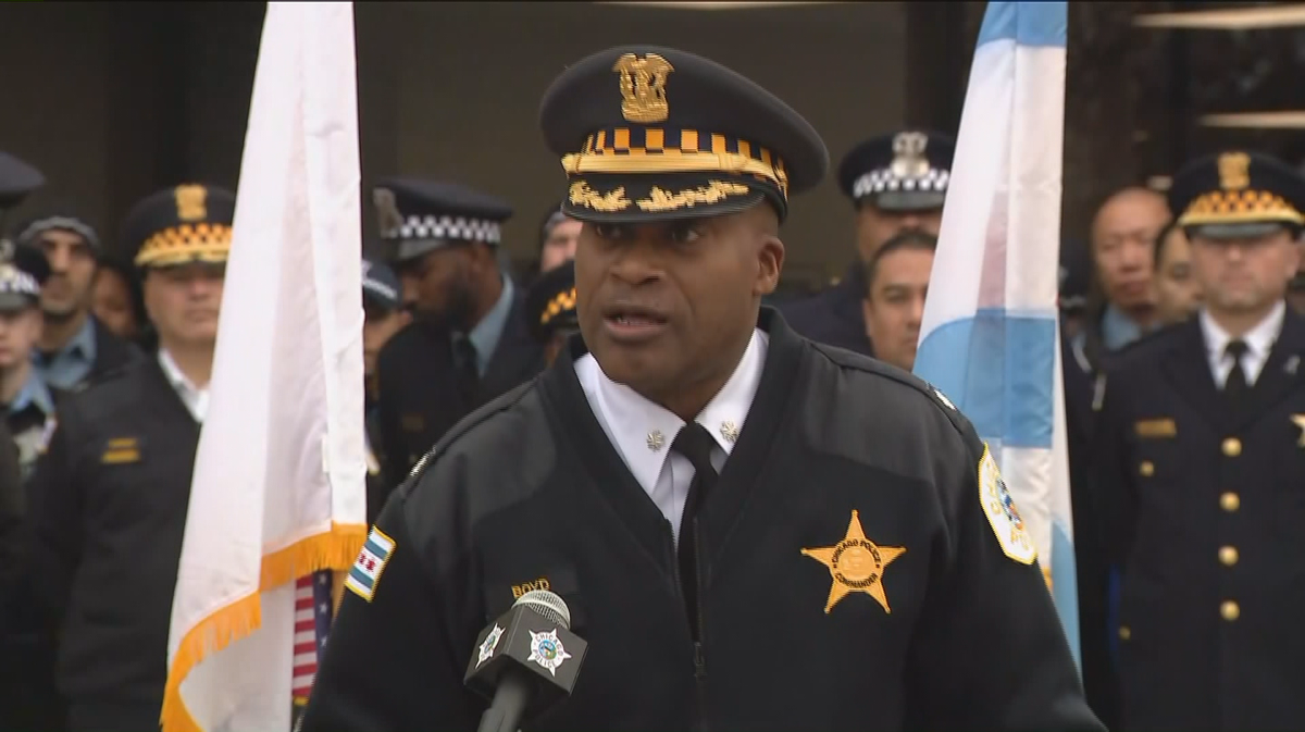 TonyaFrancisco's tweet image. #CPD mourning the death of Dep. Chief Dion Boyd. @WGNNews