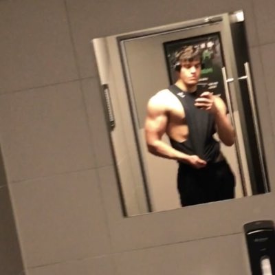 MSinux_'s tweet photo. #NeuesProfilbild https://t.co/8ogxj0rwGh