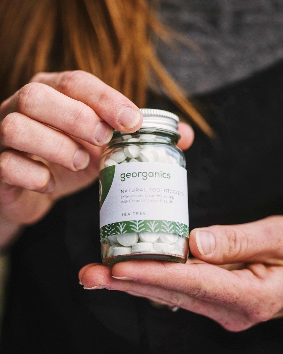 nadi_marketing's tweet photo. Day 28: Swap your plastic tube toothpaste for natural toothtablets with @georganicsuk. #plasticfreejuly #plasticfree #zerowaste #ecofriendly #toothpaste #teeth #teethwhitening #oralhygiene #toothbrushing #teethcare #refills #toothtablets #natural #oralhealth #lowwastelifestyle https://t.co/Tg6dvajOP5
