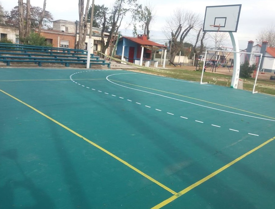 GobiernoRocha's tweet photo. #Plaza de #Deportes #Proyecta2019
El #Deporte es un medio óptimo para mejorar la salud integral. A través de las actividades físicas y deportivas, (herramientas que animan a las personas a cuidar su salud) brinda a la sociedad, una forma de de participación y recreación. https://t.co/MNLJEpyoV2