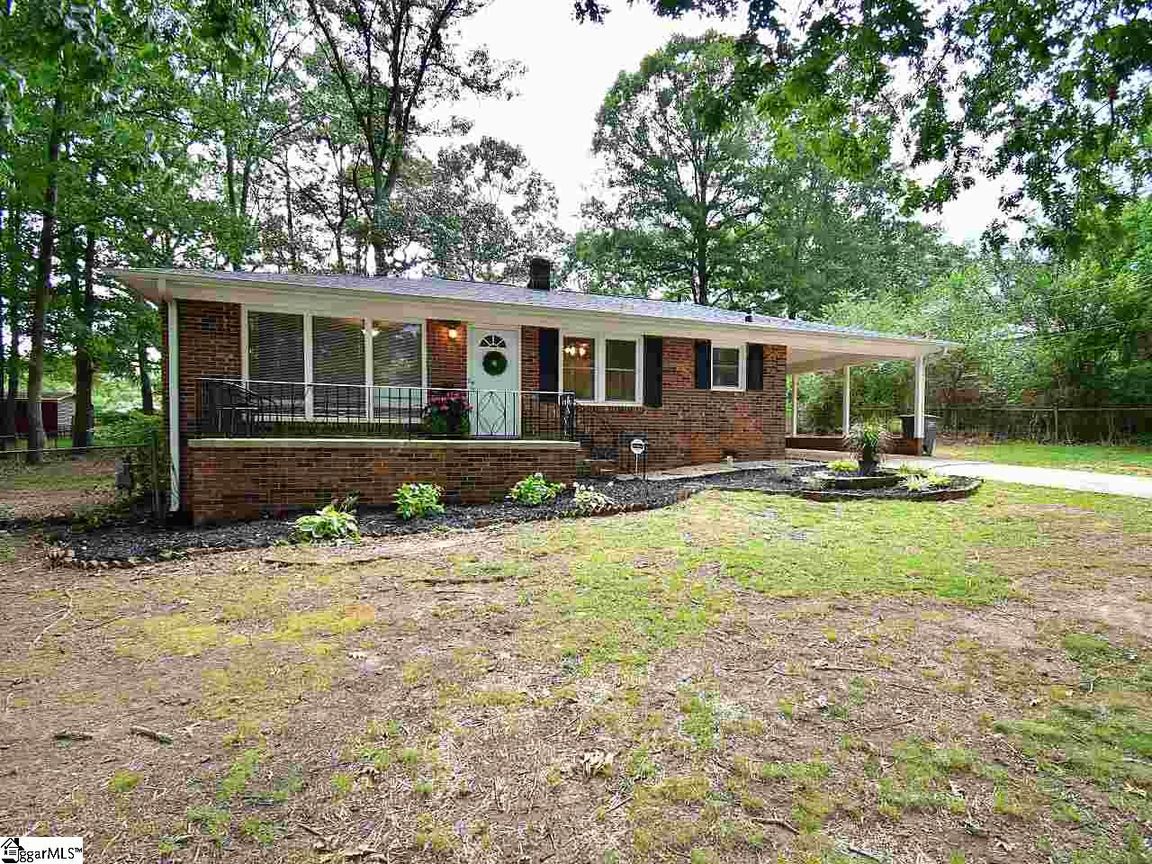 RickStroud's tweet photo. New Listing! $165,000.00, 3BR, 2BA, 23 Blue Mountain Drive, GREENVILLE, SC 29617, Full Details https://t.co/Xswcq7QlHn https://t.co/TNrbWqpxbp