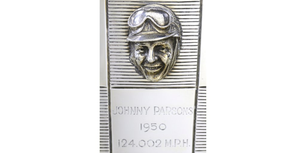 Day 8| Johnnie Parsons July 4, 1918 – September 8, 1984He won the Indianapolis 500 in 1950 and had the dubious distinction of being the only Indy 500 winner to have his name misspelled on the Borg-Warner Trophy. The silversmith carved "Johnny" instead of "Johnnie." #F1