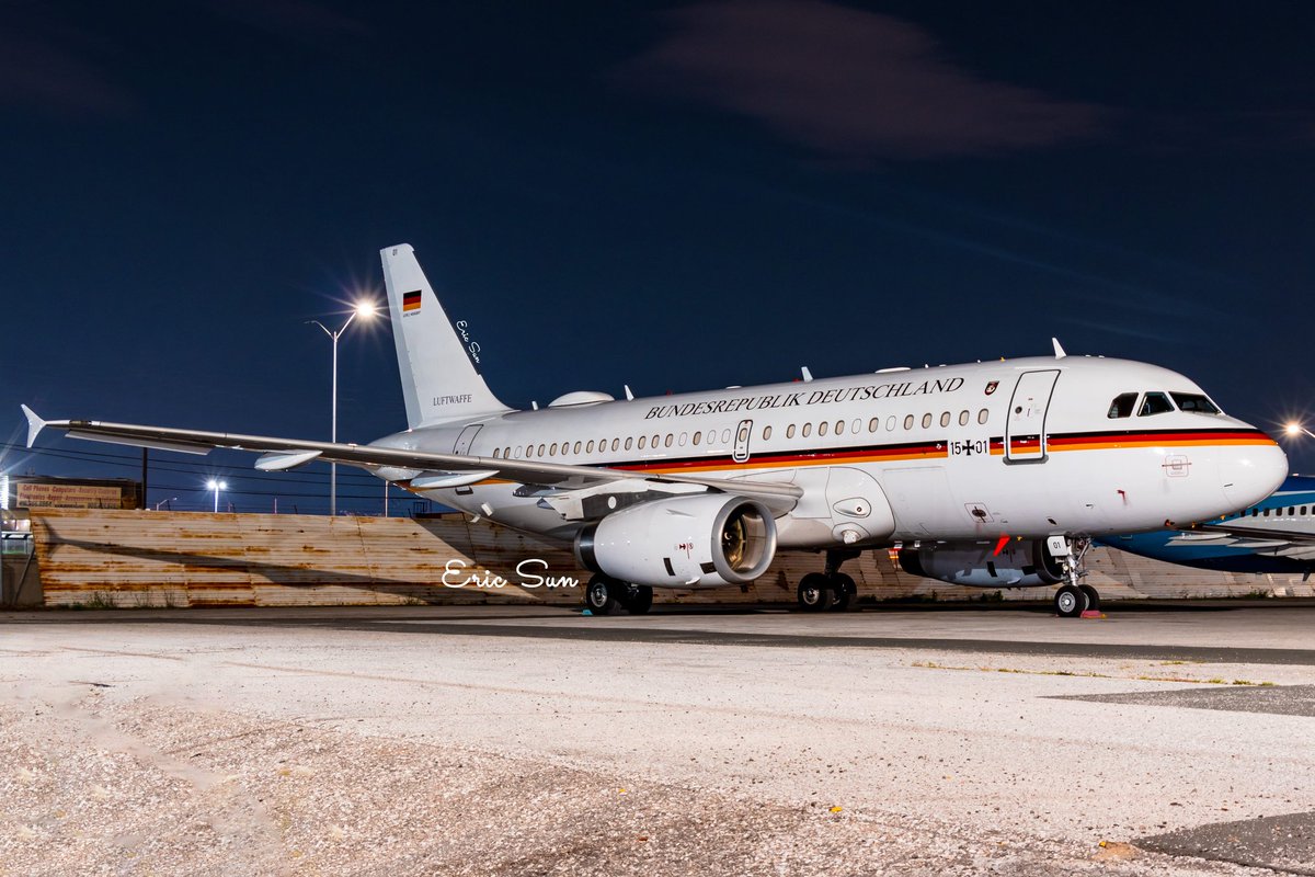 aviation_eric's tweet photo. Special visitor from 2 days ago
#airplane #aviation #airbus #luftwaffe https://t.co/0XrALQzXCm