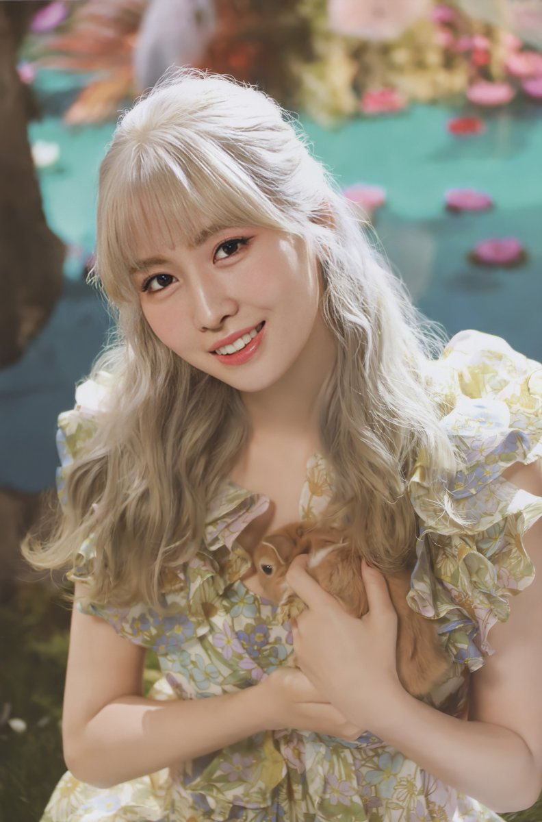 Once_dre's tweet photo. TWICE MORE&amp;MORE Monograph Scan NaJeongMo

I used:
•Adobe Photoshop
•Movavi Photo Editor

#movavi #AdobeEnhance
#TWICE #MOREandMORE 
@JYPETWICE https://t.co/AycD7xKi3I