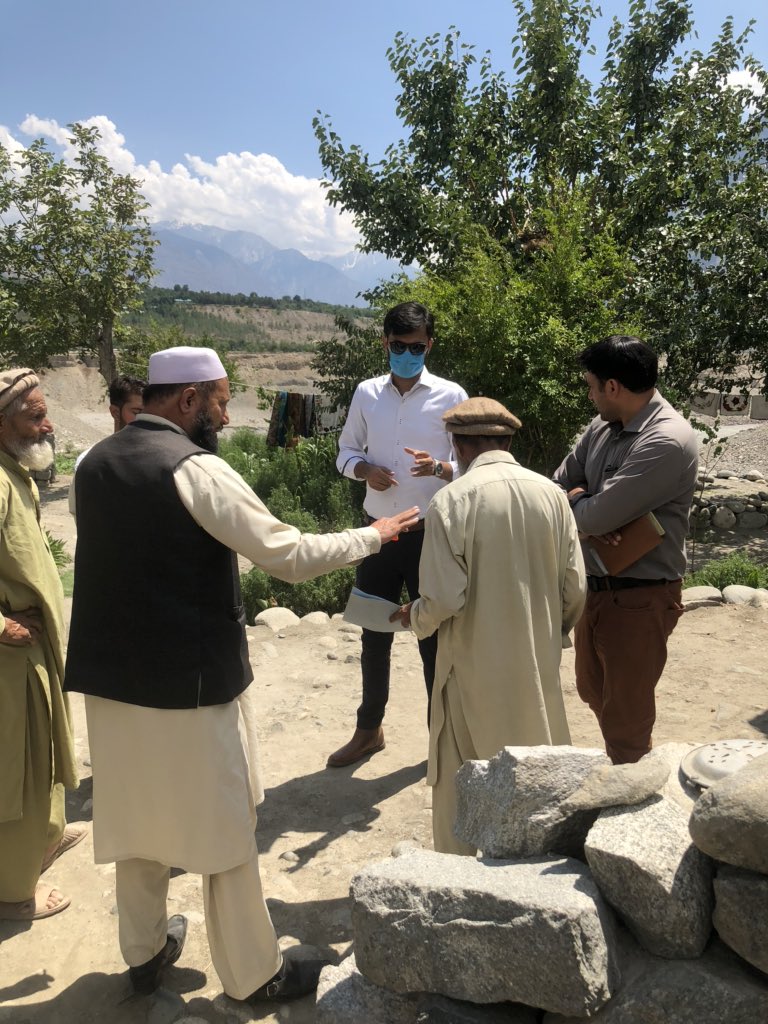 AJuglote's tweet image. Serving the people of District Gilgit is the aim of #TeamGilgit under the guidance of DC Gilgit.

AC Juglote and his team visiting field to address the greviances of the habitants of Juglote (Sai)
#GilgitAdmin is at work for people
@DCGILGIT