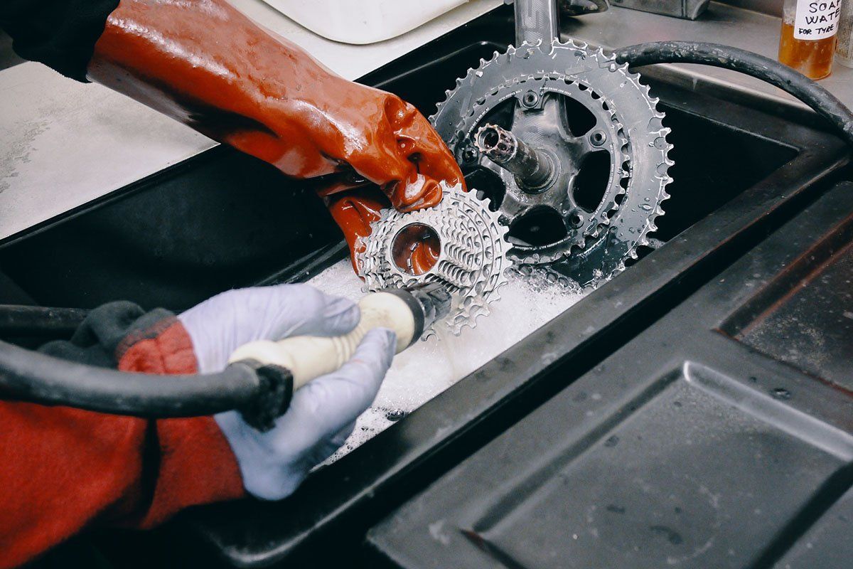 condorcycles's tweet photo. Condor is participating in the Government's Fix Your Bike Voucher Scheme. 
Save up to £50 on a service or repair. More information and how to claim a voucher here: https://t.co/ZmYAflMD7I https://t.co/U82f2faXno