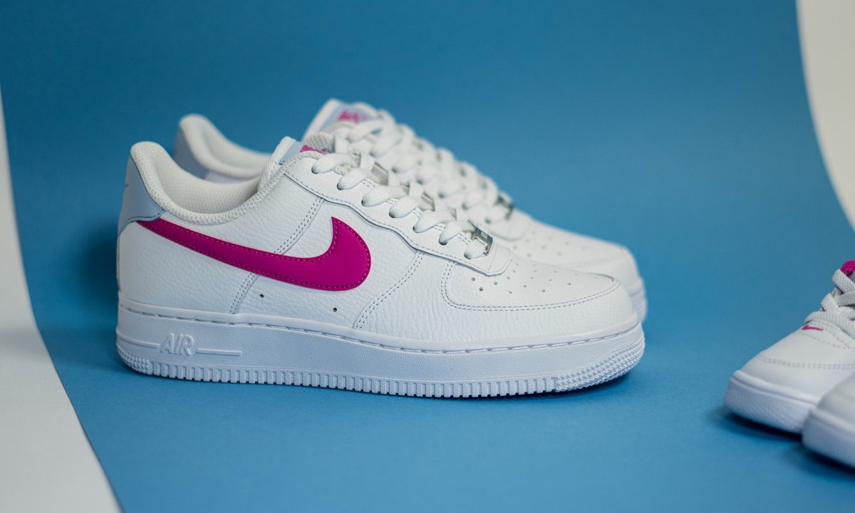 Nike Air Force 1 '07 'Fire Pink 