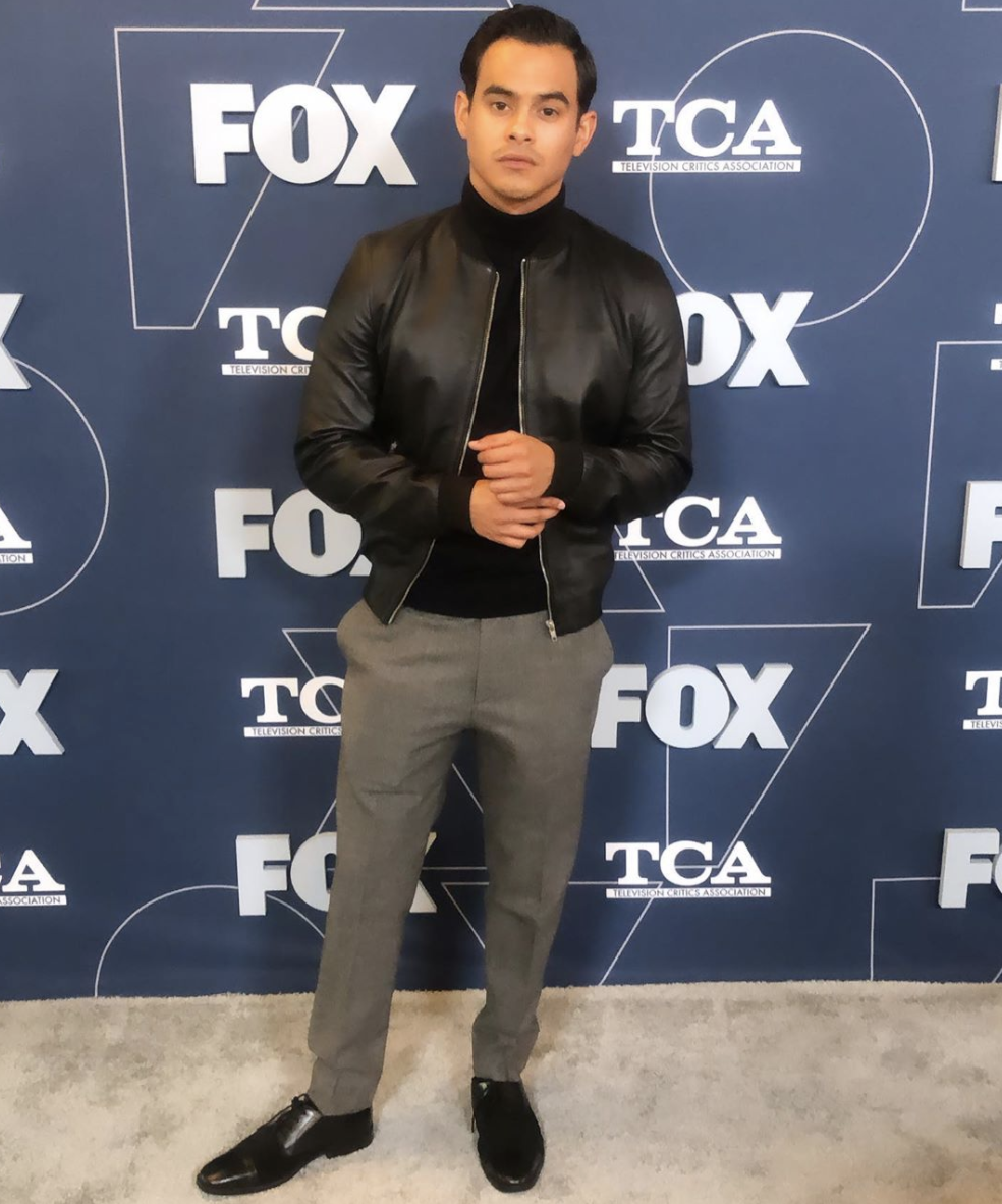 As requested by  @ActuallyRafa, the cast of  @911LoneStar as fish: a thread.