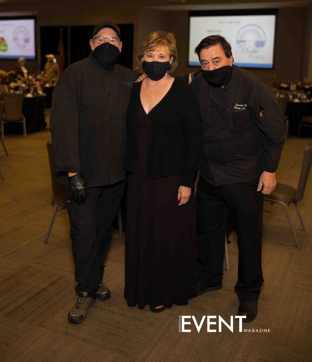 Hsv_Event_Mag's tweet photo. Hope Gala 2020, held at the @JacksonCenter check out all the pics at https://t.co/7DL0y10VAl. Pictured: Daniel Laboudiere, Jamie Jones, Pierre LeClercq. #hopegala #huntsvilleal #huntsvilleeventmagazine #jacksoncenter https://t.co/ugYKWqHhR5