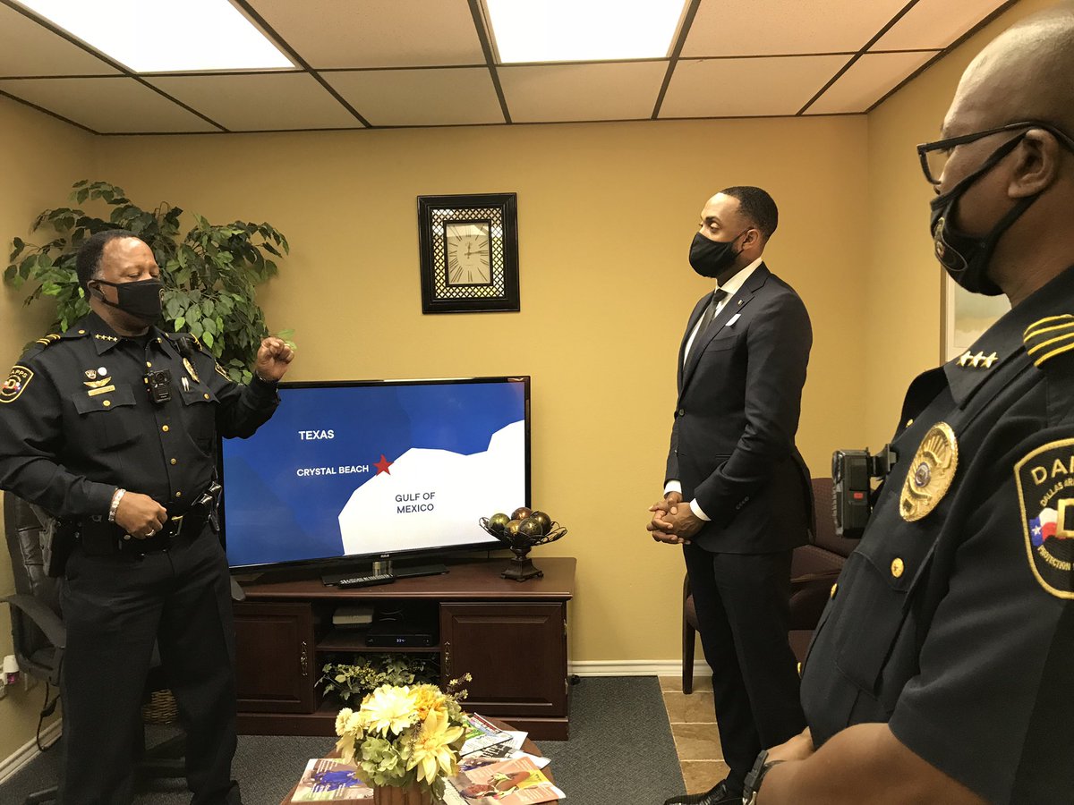 SBAsoutheast's tweet photo. Today @SBAgov Regional Administrator & #WHORC Entrepreneurship Policy Advisor Ashley D Bell & #WHORC Exec Dir. Scott Turner visted w/ 2 PPP #smallbiz recipients in Dallas, TX- Dallas Area Patrol Protective Services & On Target Supplies & Logistics https://t.co/UEEHc44SAT