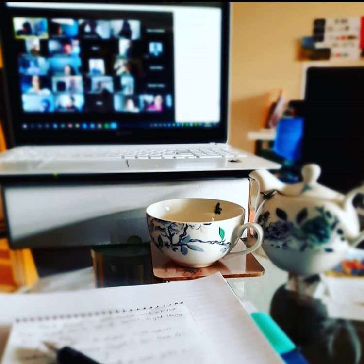WritersSalon's tweet photo. This morning our Writers' Hour hit 164 writers. Months back we worried that more than 50 writers would be distracting somehow but it seems that the larger the group, the more powerful the silence, the greater the sense of togetherness. https://t.co/JEeXI50hqo