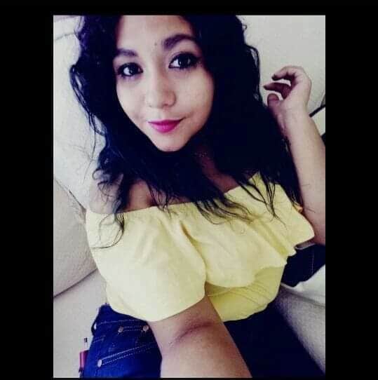 Lara39967331's tweet photo. Alguien conoce a Itzel de San José del cabos 🔥💦 quieren su pack https://t.co/JpJ1uC8S3N